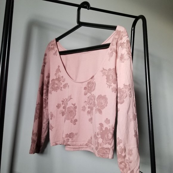 American Eagle | Floral Crop Top